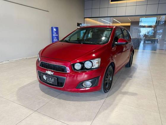 CHEVROLET SONIC 1.6 LT 16V FLEX 4P MANUAL CHEVROLET SONIC 1.6 LT 16V FLEX 4P MANUAL
